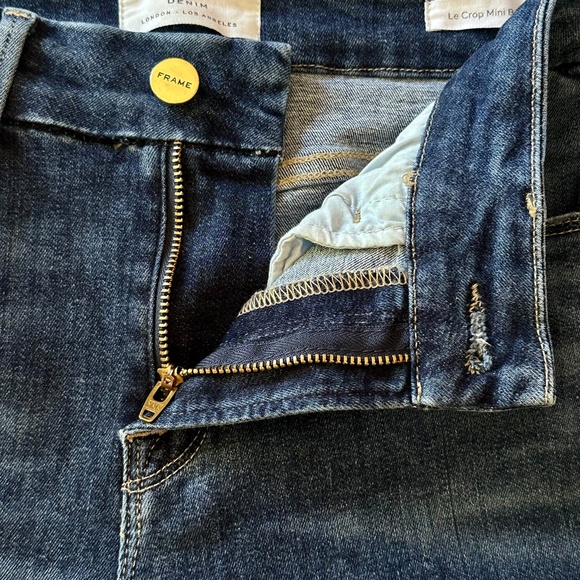 Frame Le Crop Mini Boot Jeans in Somerset - Picture 5 of 11
